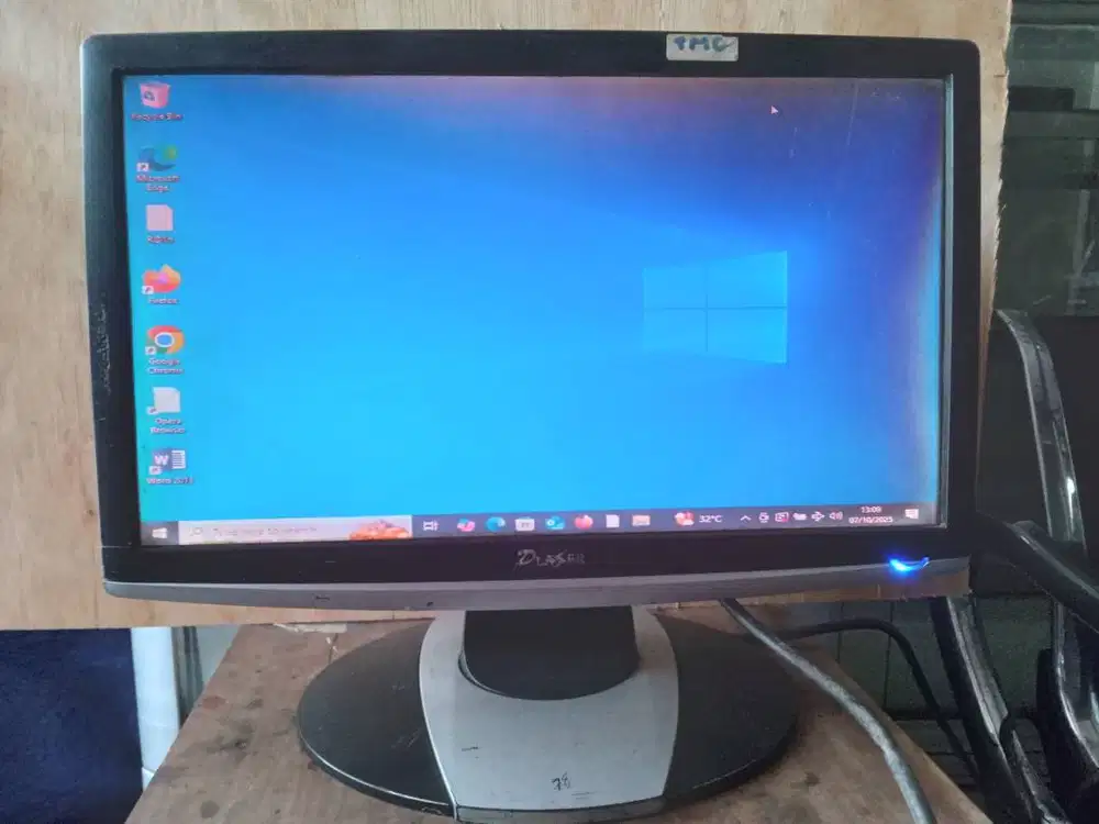 led monitor 16 murah bekas advance