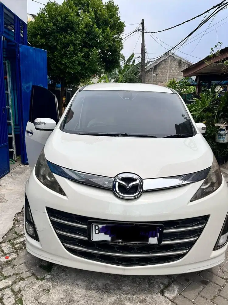 MAZDA BAIANTE 2013