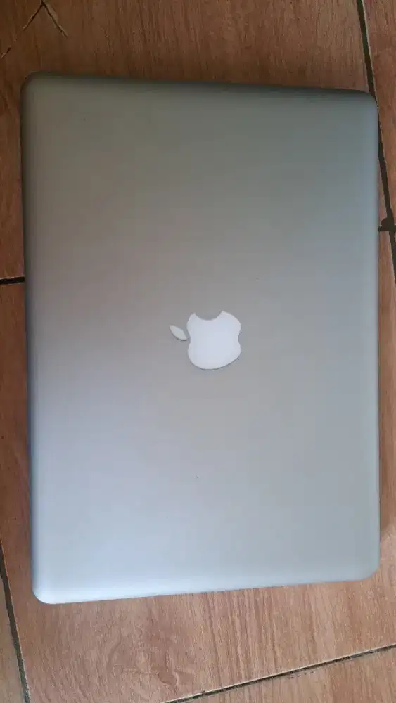 Macbook Pro 2012 16/250 run sonoma os