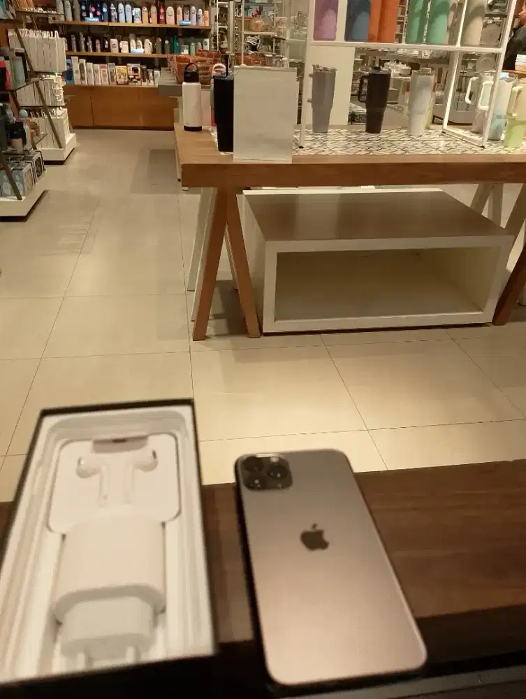 Iphone 11 pro max 256gb HB sangat tinggi 100