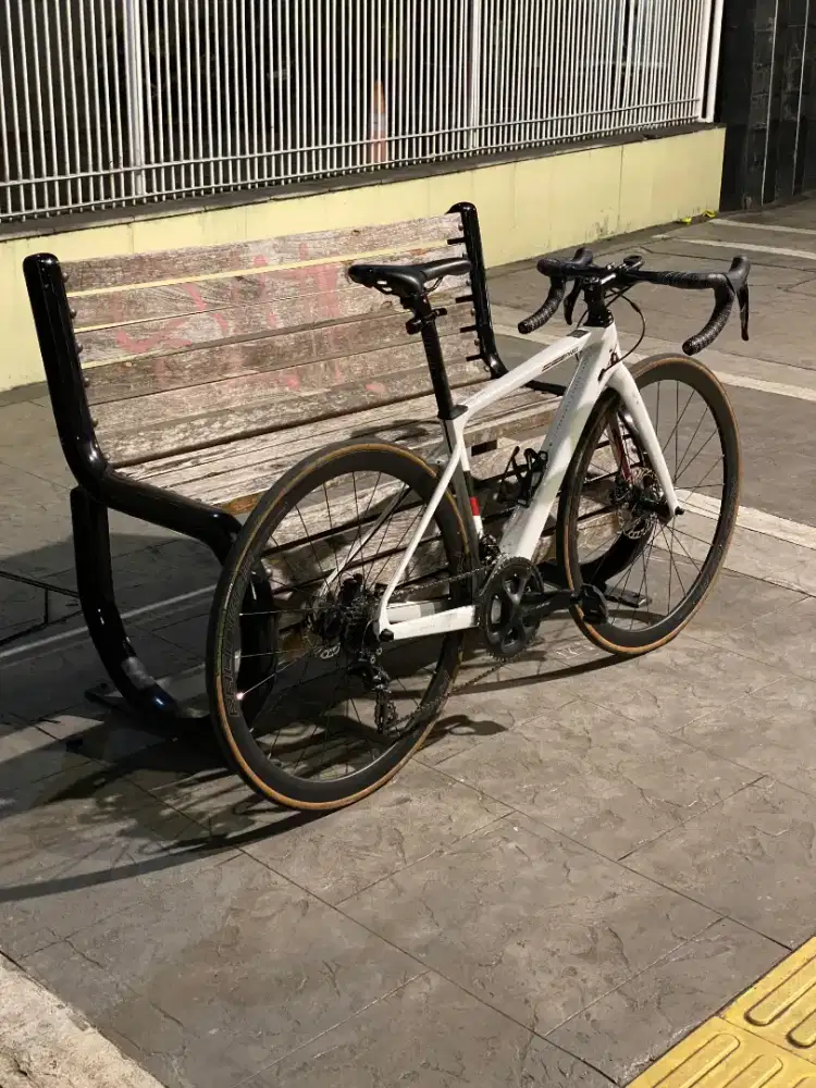 SEPEDA ROADBIKE / SEPEDA BALAP
