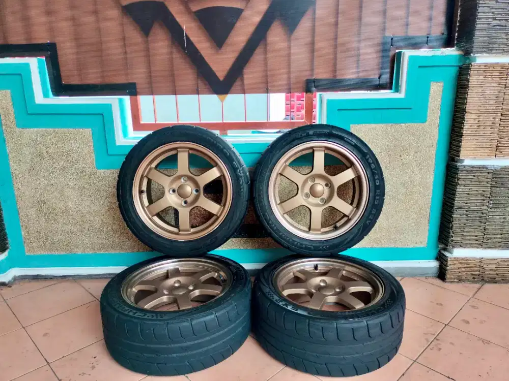 Velg & Ban R15 Baut 4