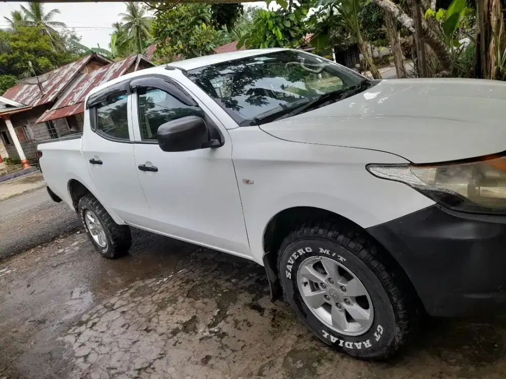 Mitsubishi Triton HDX DC 2.5L 4X4 Tahun 2018
