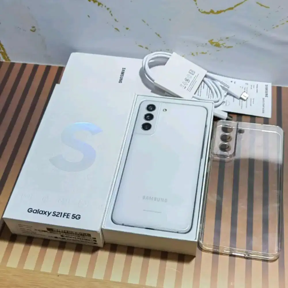 Samsung galaxy S21FE Ram 8/256 Fullset