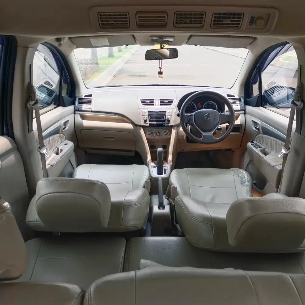 Cash Ertiga GX matic full record