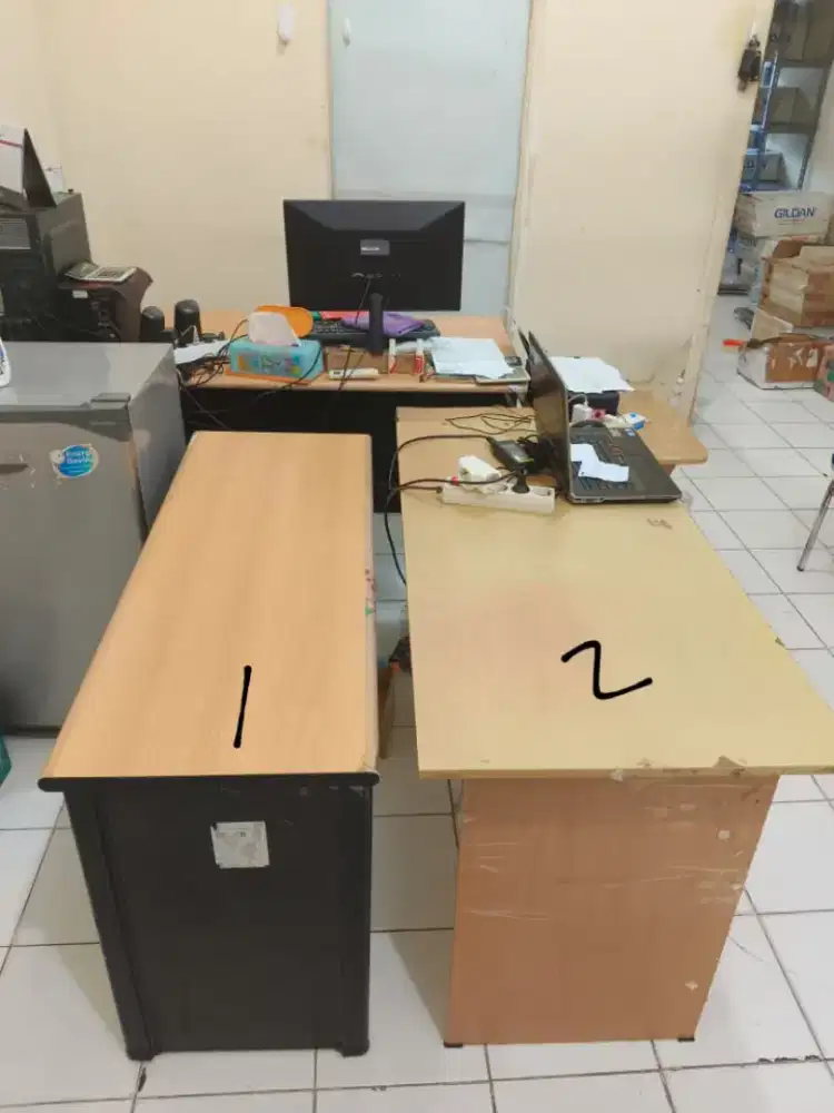 Dijual Meja Kantor bisa buat jualan