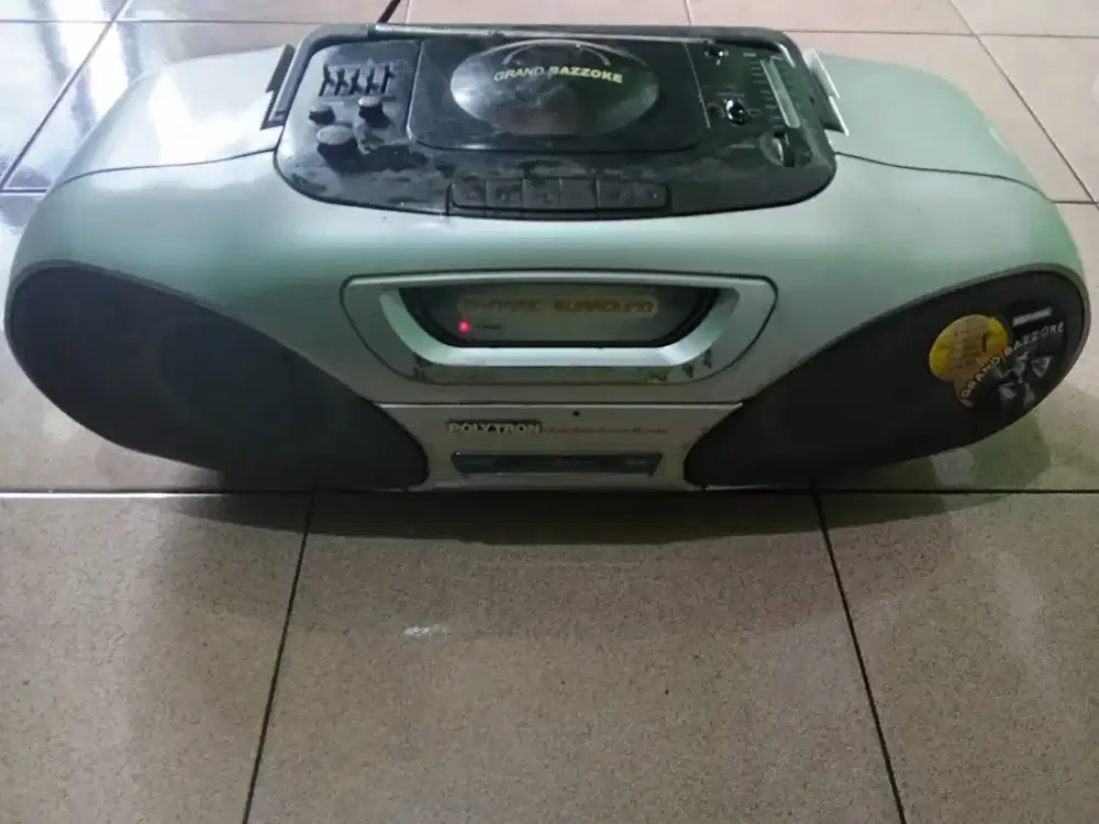 Asal laku khusus hari ini tape polytron
