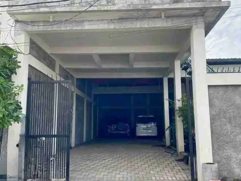 Dijual Rumah / Gudang Tambak Medokan Ayu