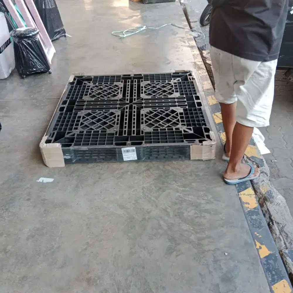 PALLET PLASTIK BEKAS KONDISI BAGUS