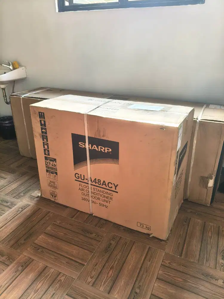 Dijual standing floor ac sharp 5 pk baru masih segel
