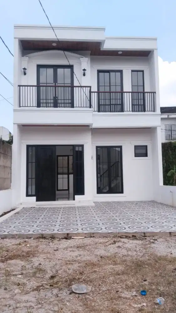 Dijual Cash or KPR Rumah 2 Lantai Dekat Stasiun