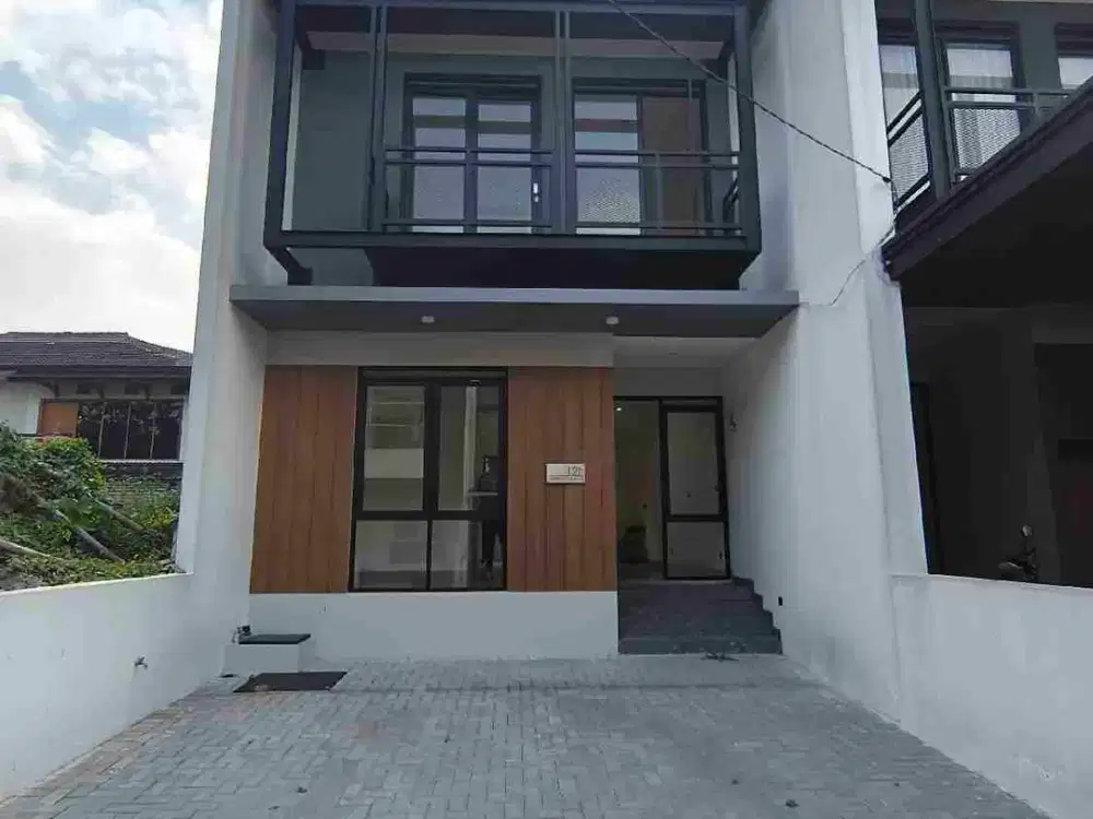 rumah baru siap huni paling strategis di Arcamanik