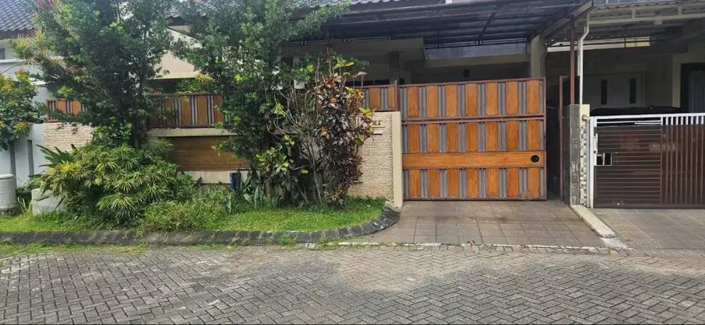 DIJUAL RUMAH MEWAH GRAHA KENCANA MALANG KOTA