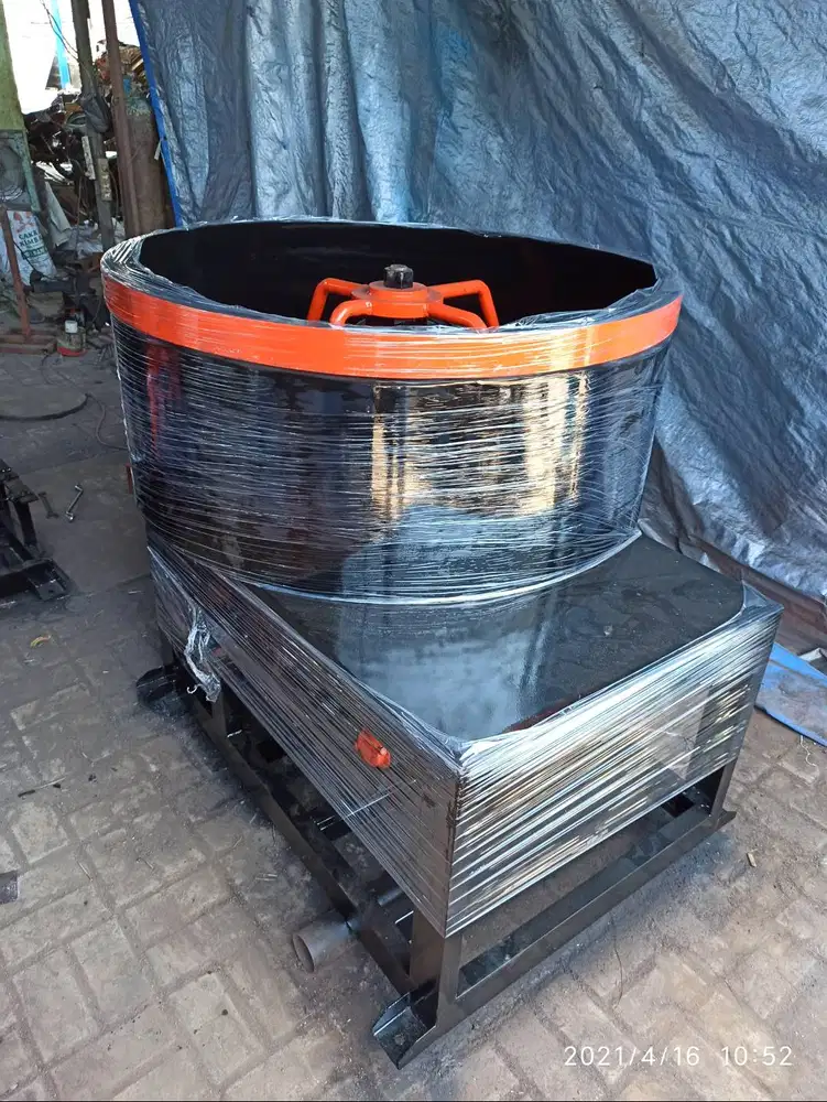 Mesin Mixer 1 kubik