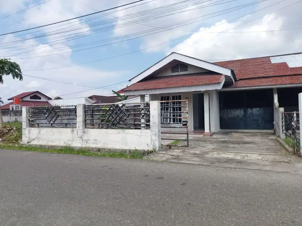 Dikontrakan: Rumah Siap Huni Belakang Awal Bros Sudirman