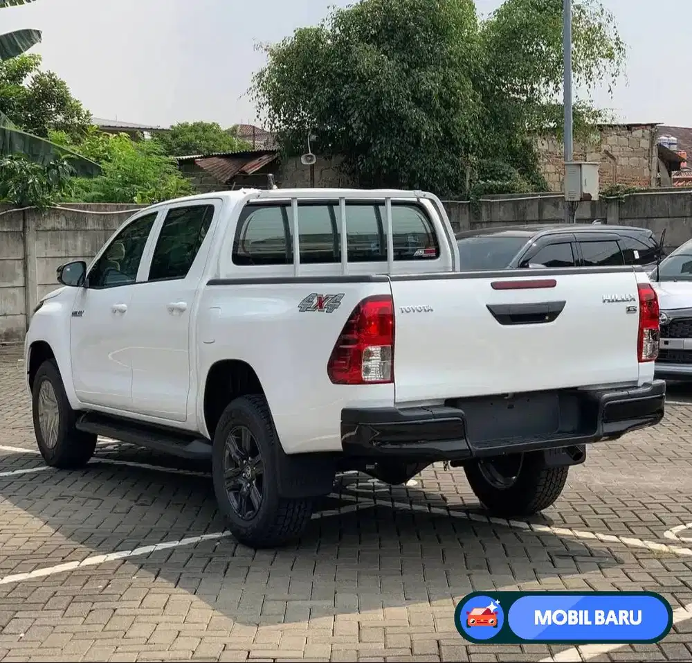 [Mobil Baru] HILUX Double Cabin 2.4 G 4x4 M/T Diesel