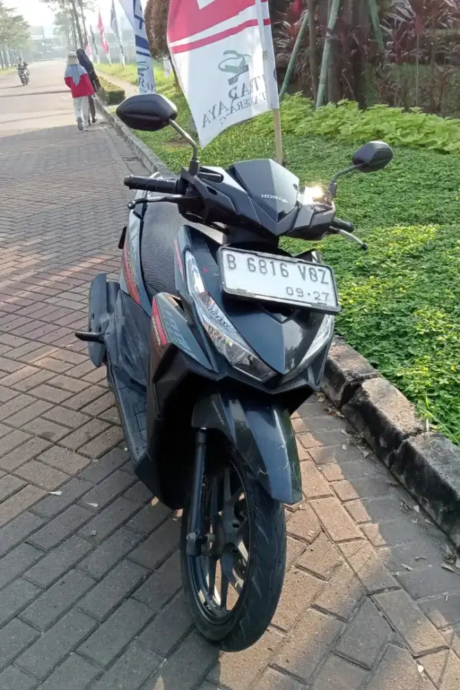 VARIO 125 salam satu hati