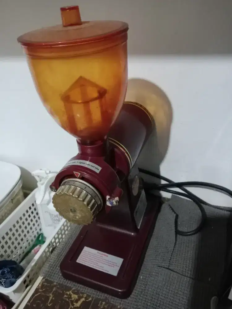 Grinder Kopi Feima