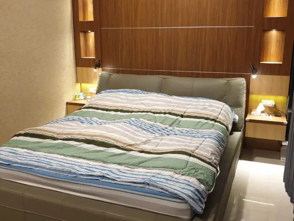 Disewakan Town House di Apartemen Puri Mansion Luas 142 m2 Full Furnish Mewah Cakep Bagus dan Murah