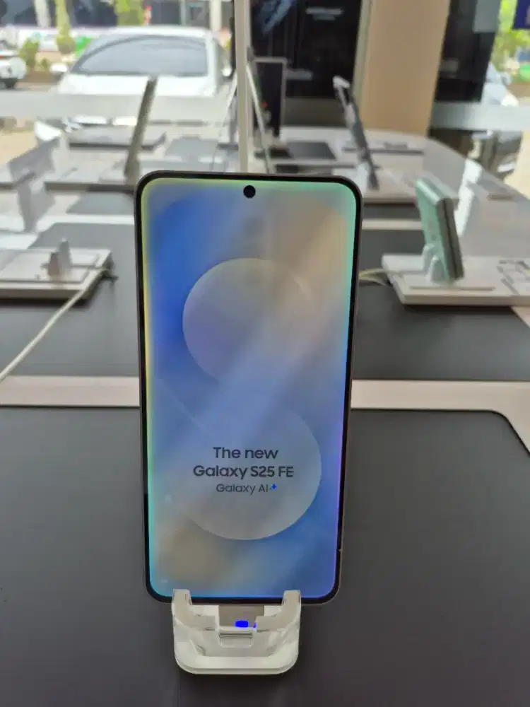 SAMSUNG GALAXY S25 FE