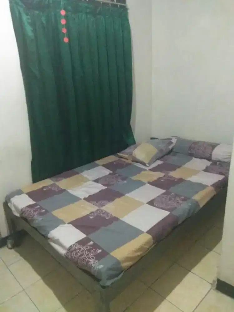 KOST KHUSUS PEREMPUAN
