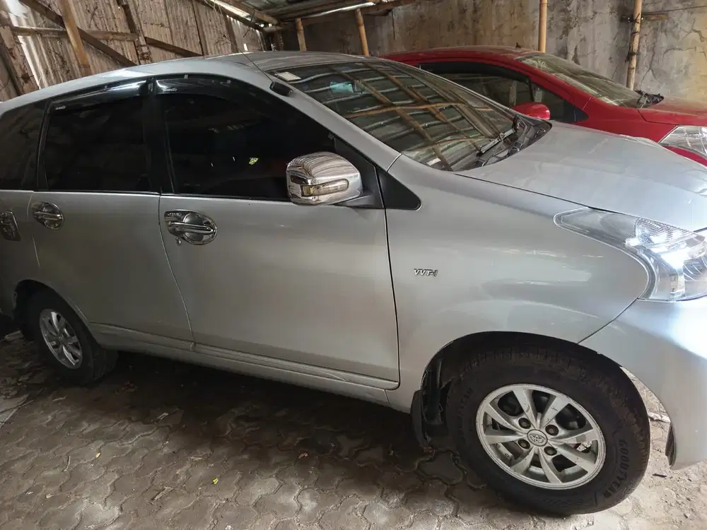 Toyota Avanza 2012 Bensin