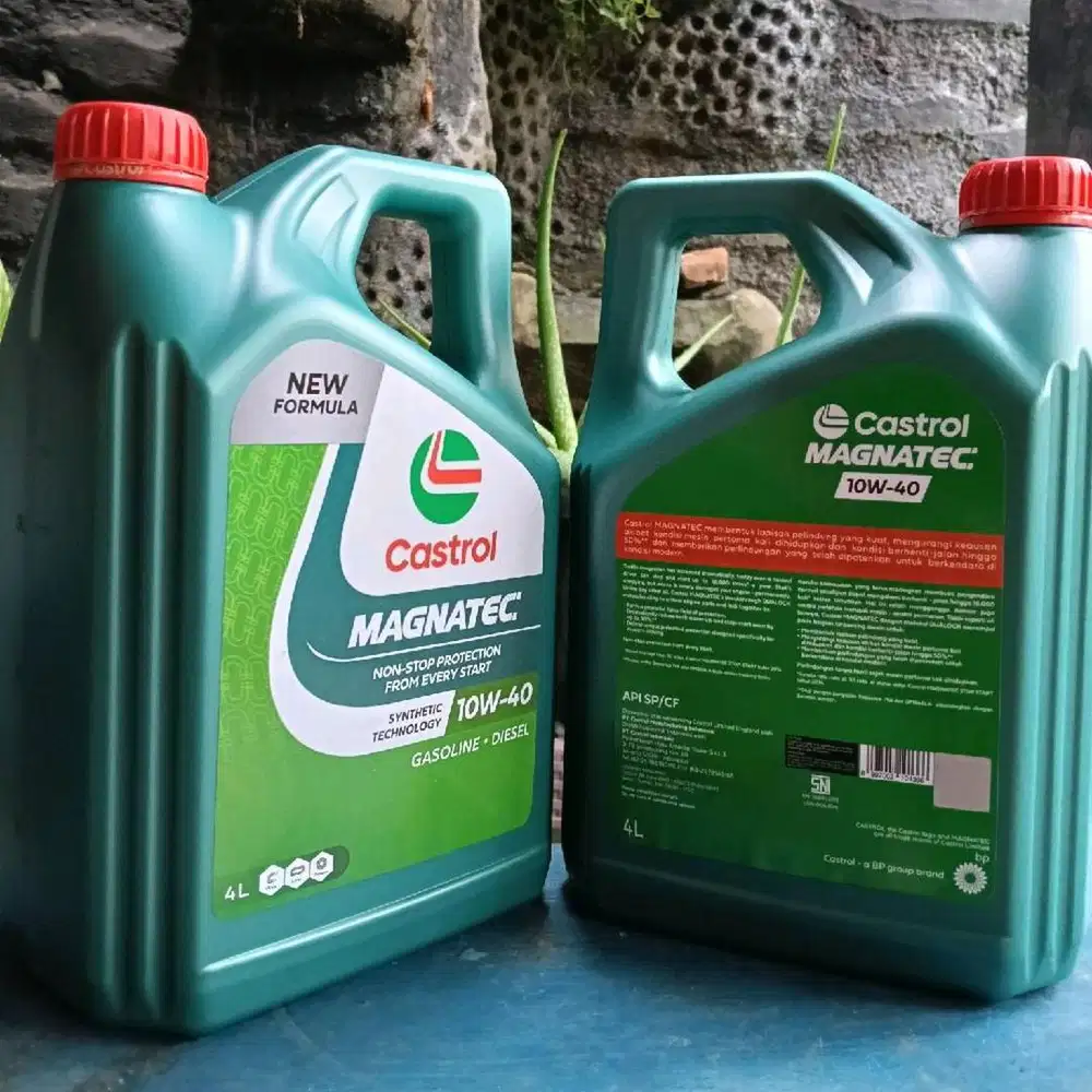 Castrol Magnatec 10W40 Oli untuk Mobil Bensin dan Solar