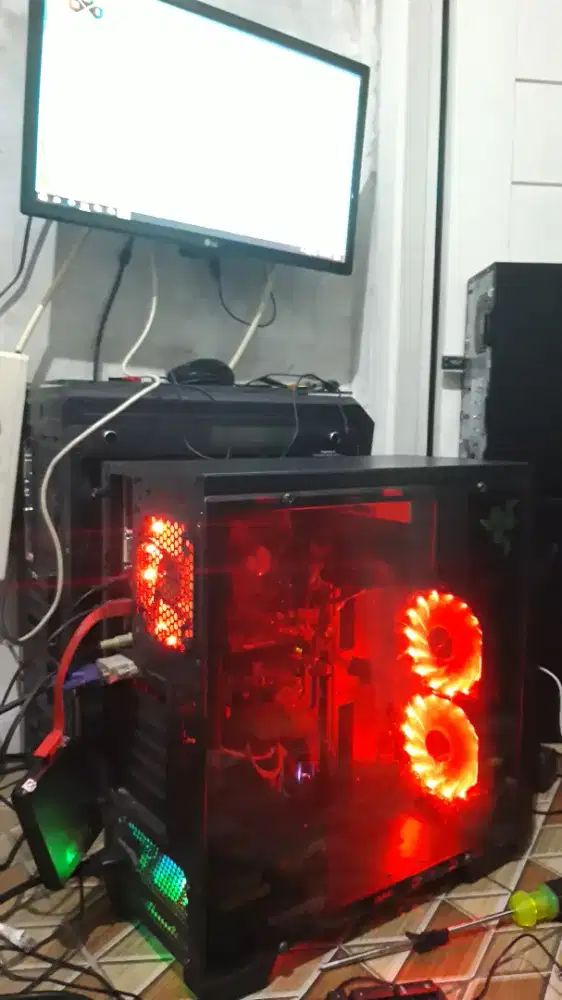 PC I7 GEN 3 SATU SET SIAP PAKAI