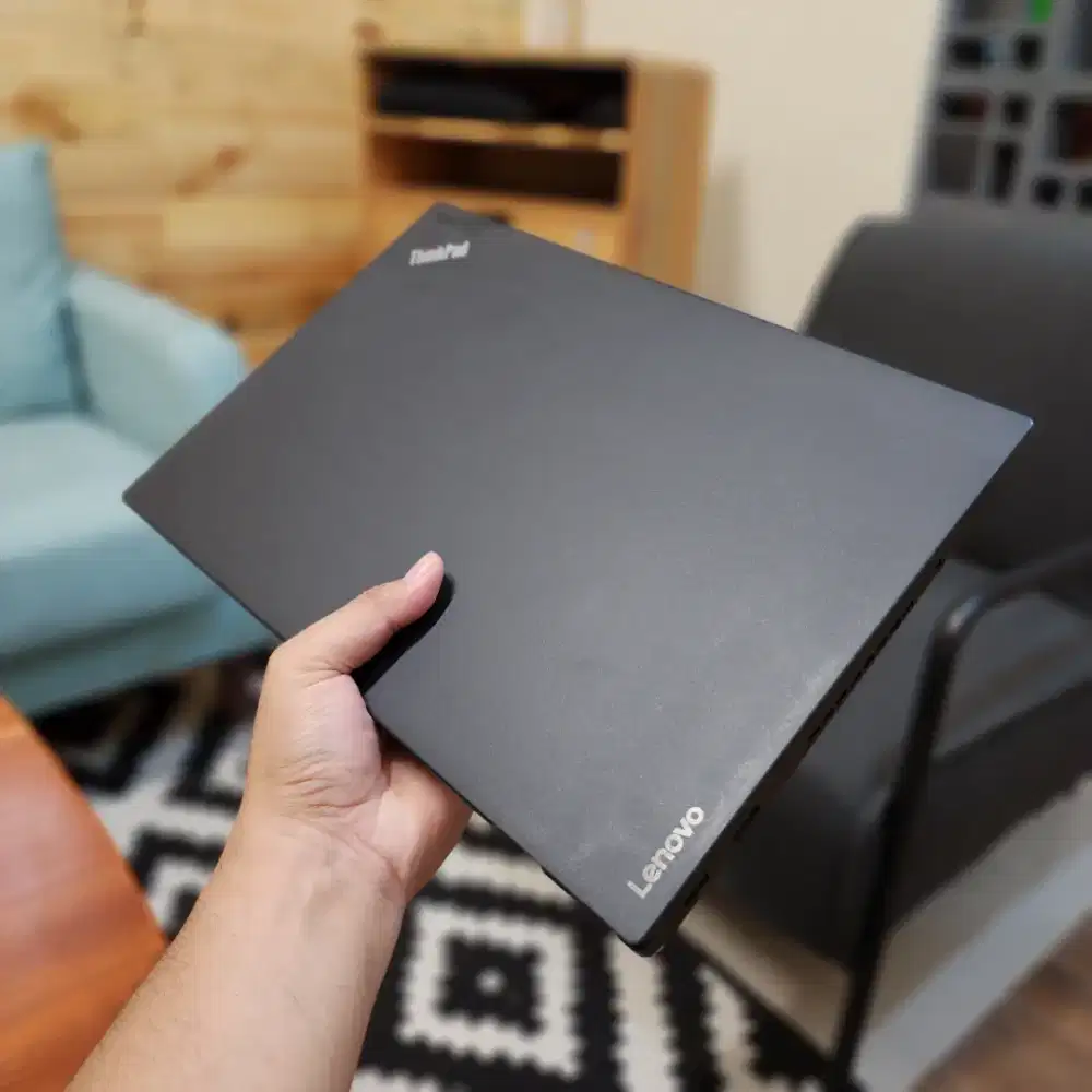 Laptop Core i7 12GB RAM 512GB SSD ThinkPad T460s Murah Mulus Sekali