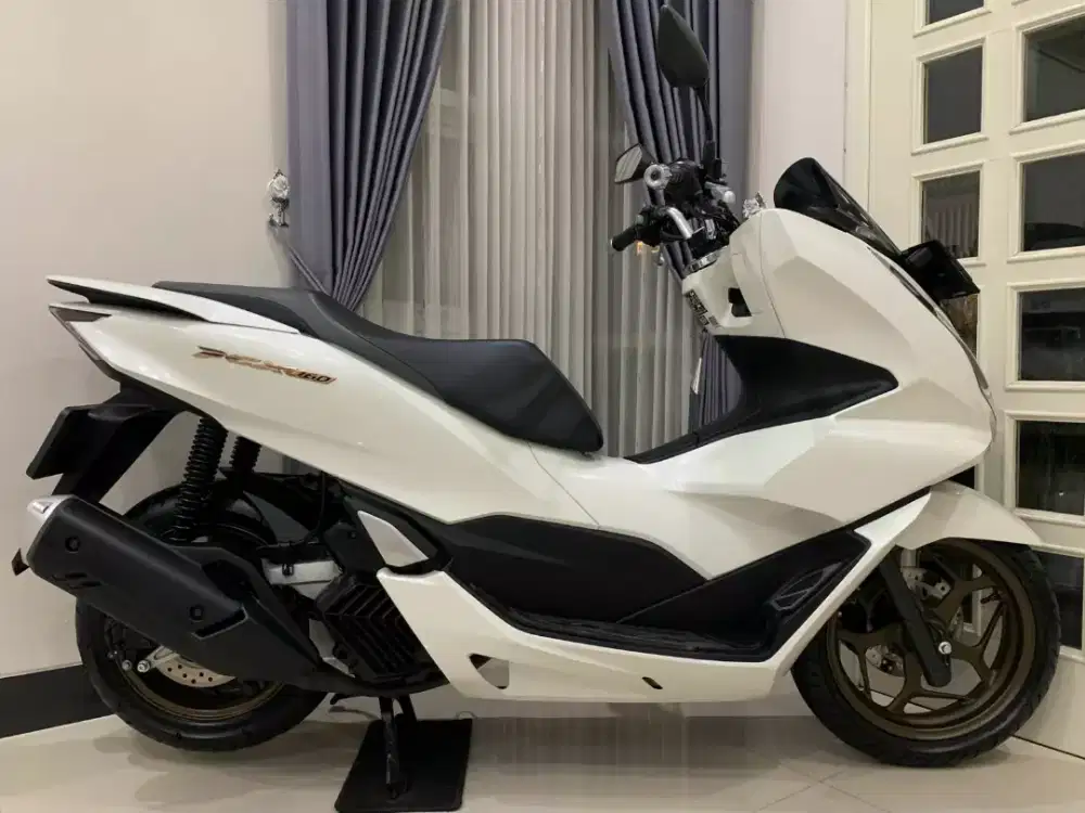 PCX ABS 2024 KM rendah