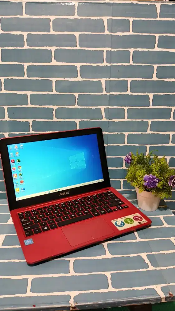 Laptop murah merek asus