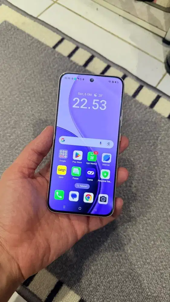 Dijual Oppo Reno 14F Merah Muda 5G 12/256GB Mulus Resmi