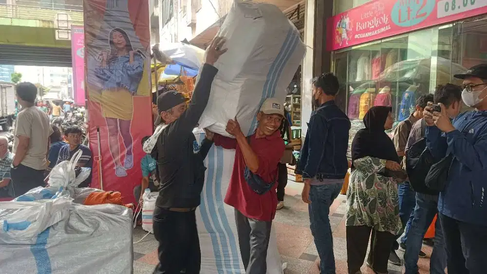 dicari buruh angkut untuk toko