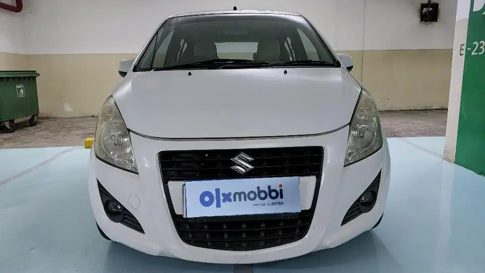Suzuki Splash  1.2 DR Bensin-AT 2015 Putih