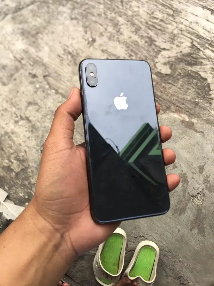 iphone xs max 64gb