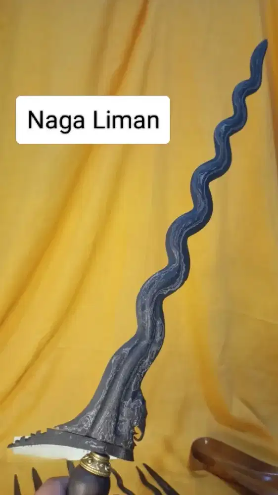 Pusaka keris naga liman