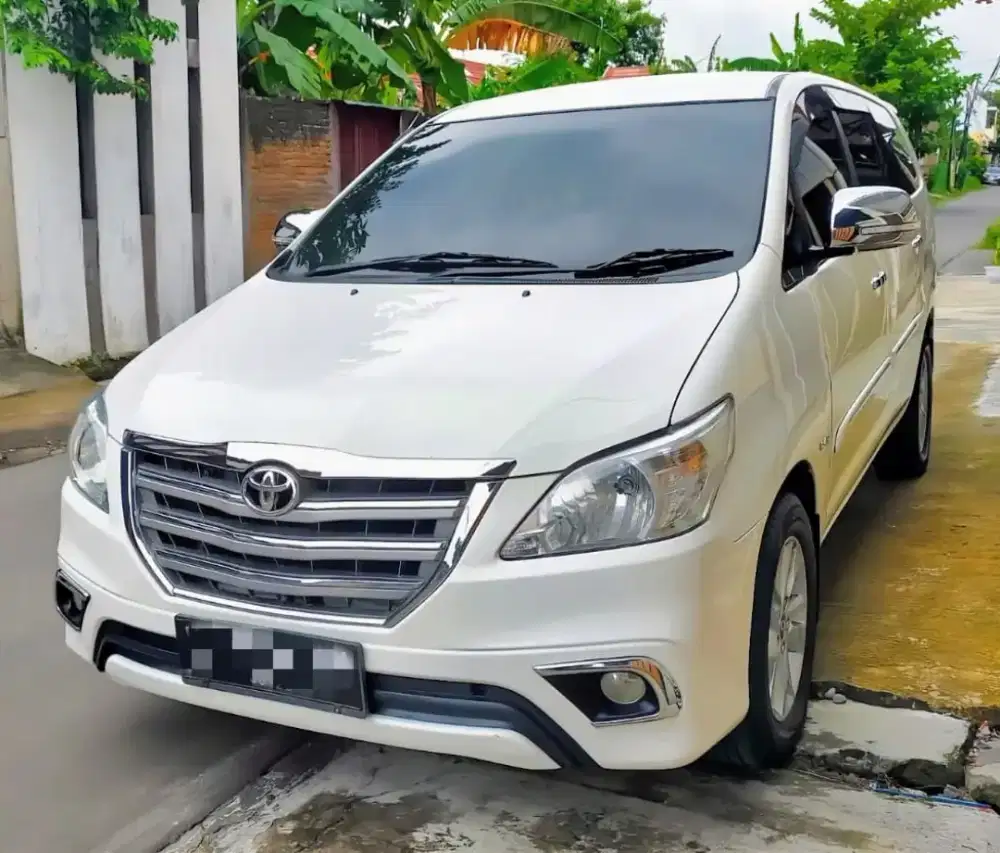 INNOVA 2.5 G Diesel MT 2014
