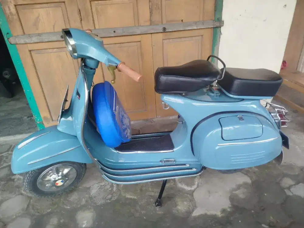 Dijual Vespa Super 74