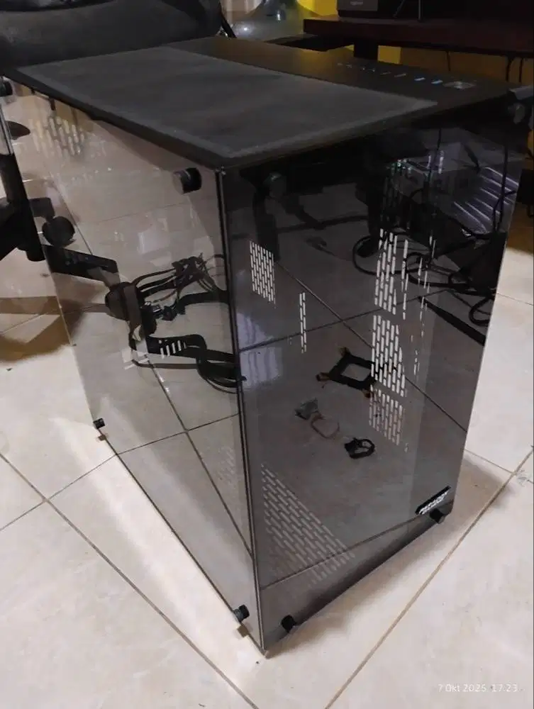 PARADOX GAMING TRICKSTER ATX TG Vertical GPU Riser MINUS kaki ilang 1