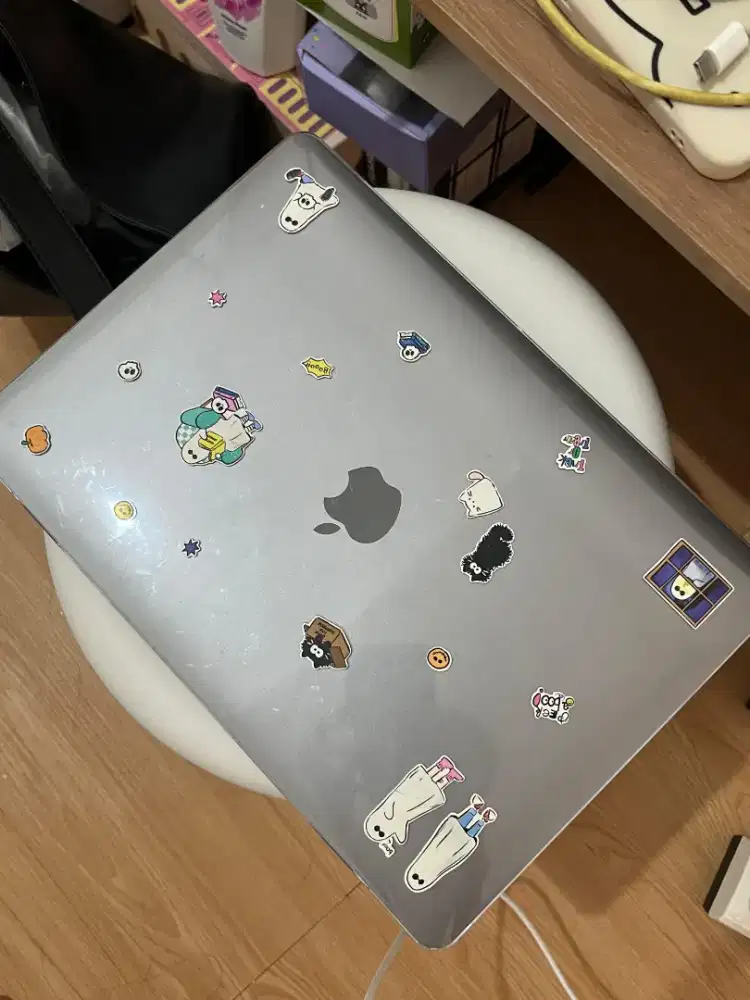 Macbook air 2018 space gray 8/256gb