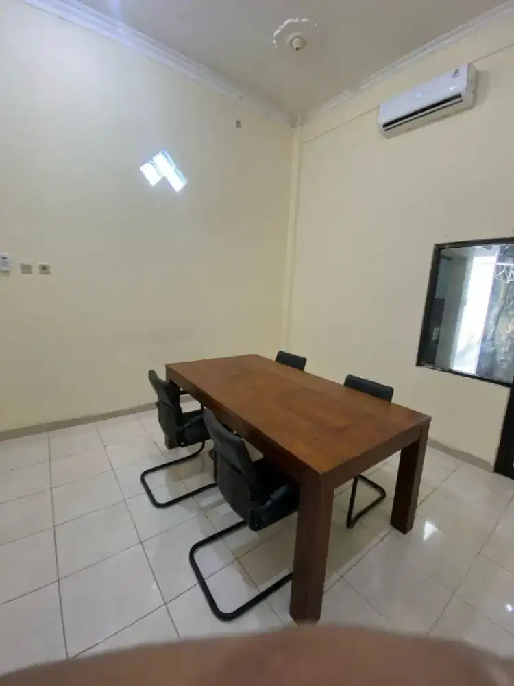 Private Office 2 jutaan di solo