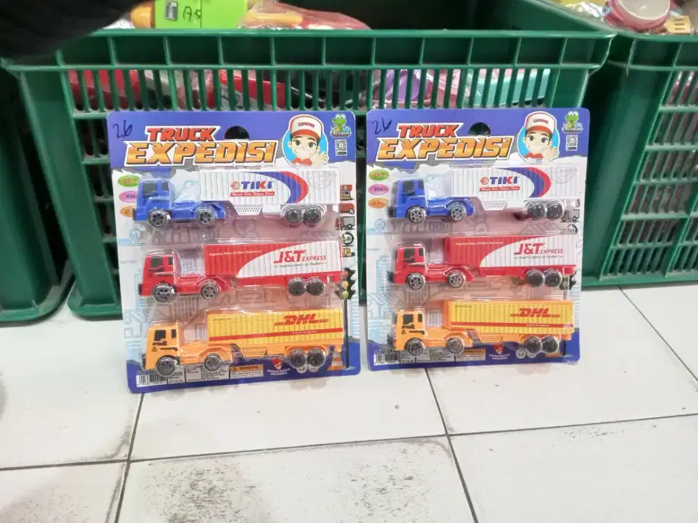 Mainan Anak Truk Ekspedisi isi 3