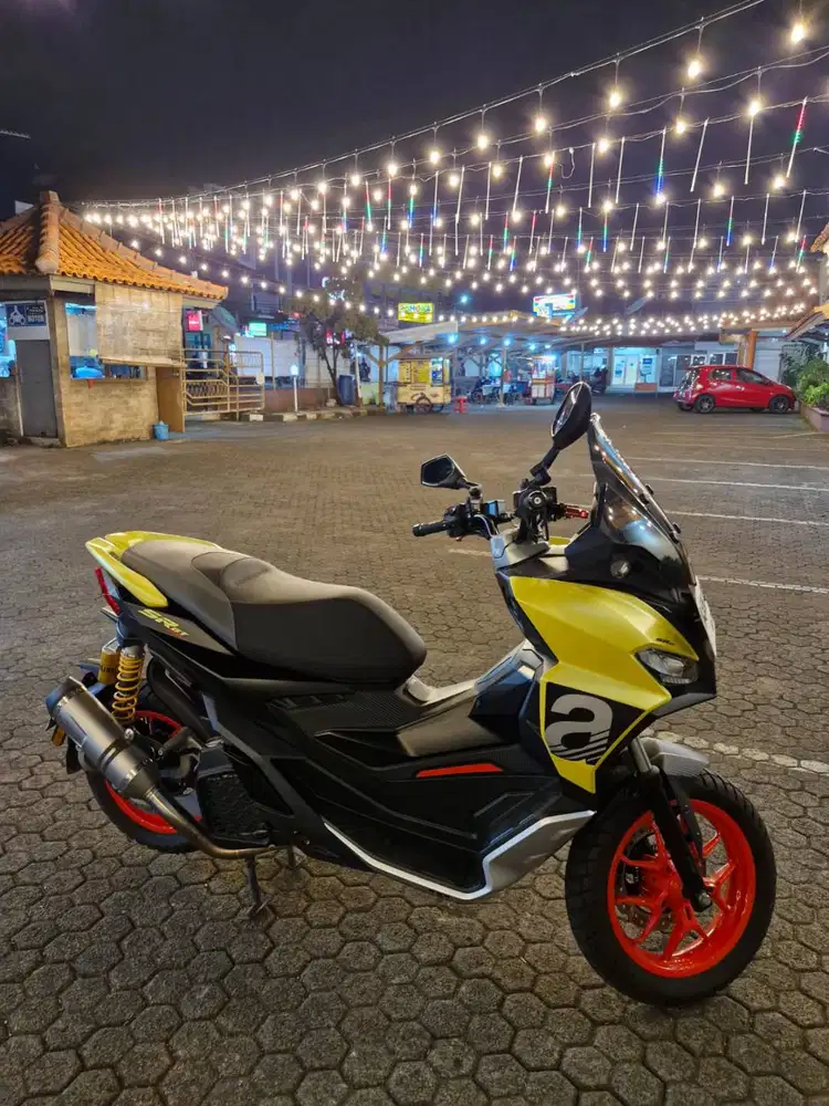 Aprilia SR GT 200 SPORT Tahun 2023