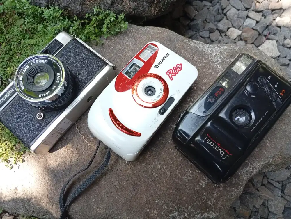 (B) diobral gan -kamera point n shoot monggo mampir