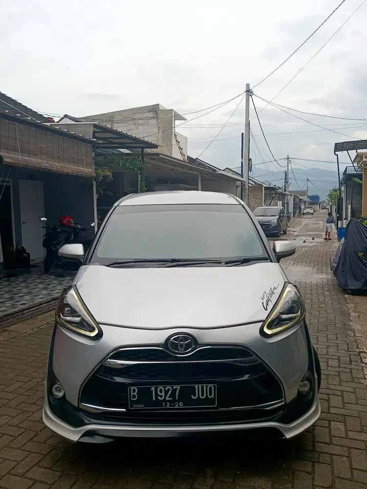 Toyota Sienta 2016 Bensin