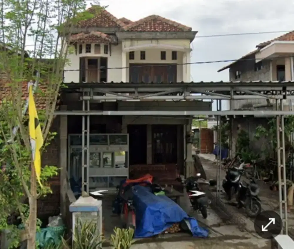 JUAL RUMAH MURAH LANTAI 2 BEBAS BANJIR DEKAT PUSAT KOTA DAN PERSAWAHAN