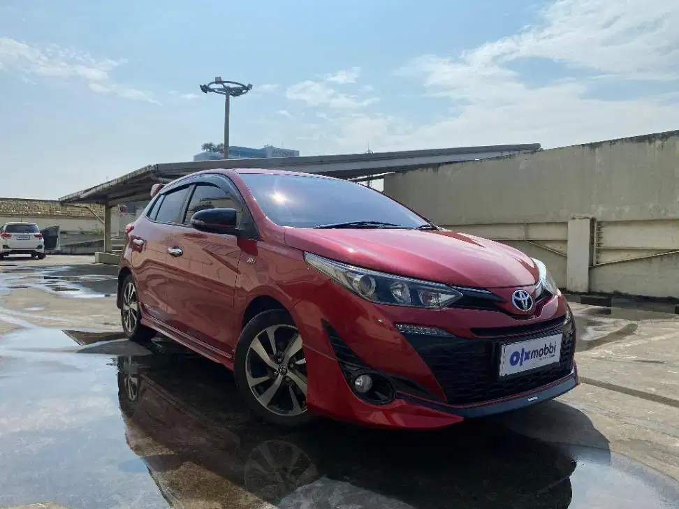 DP RENDAH Toyota Yaris 1.5 TRD Sportivo Bensin-AT 2018 NIN B