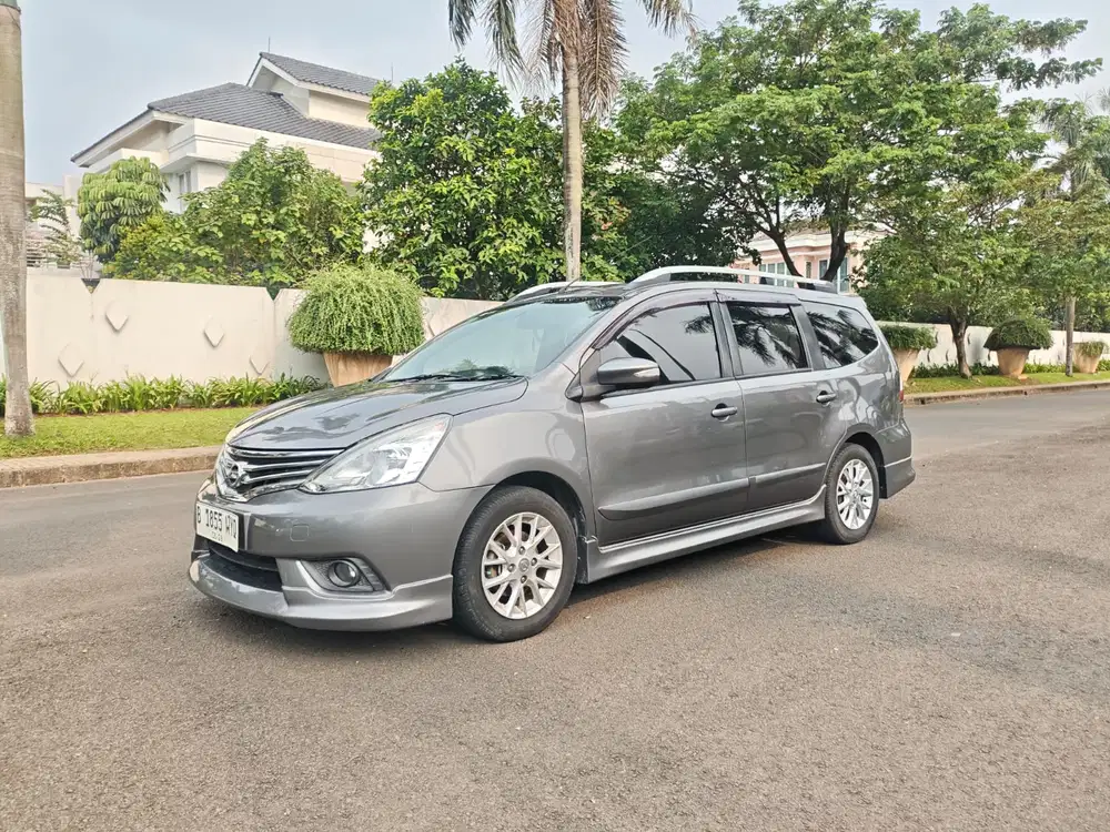 Nissan Grand livina 2014 Bensin