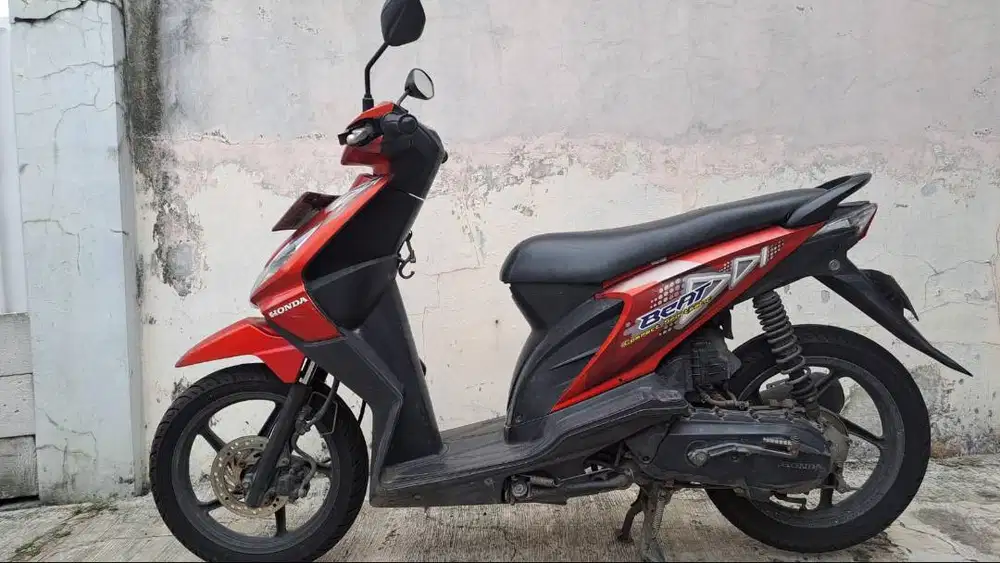 Dijual Motor Honda BeAT Karbu 2011 – Siap Pakai!