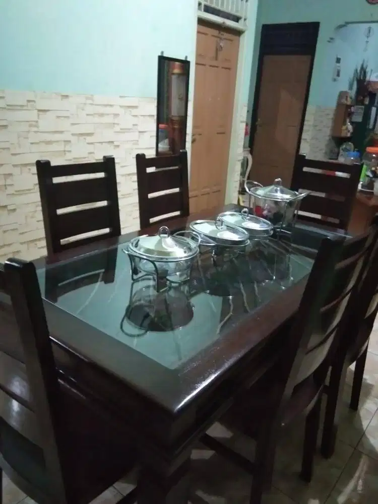 Bismillah di Jual Meja Makan Kayu Jati Asli